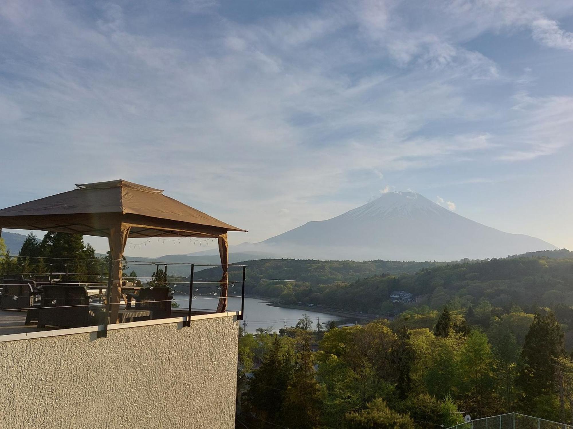 ホテル 鹿鳴館hills 山中湖村 エクステリア 写真