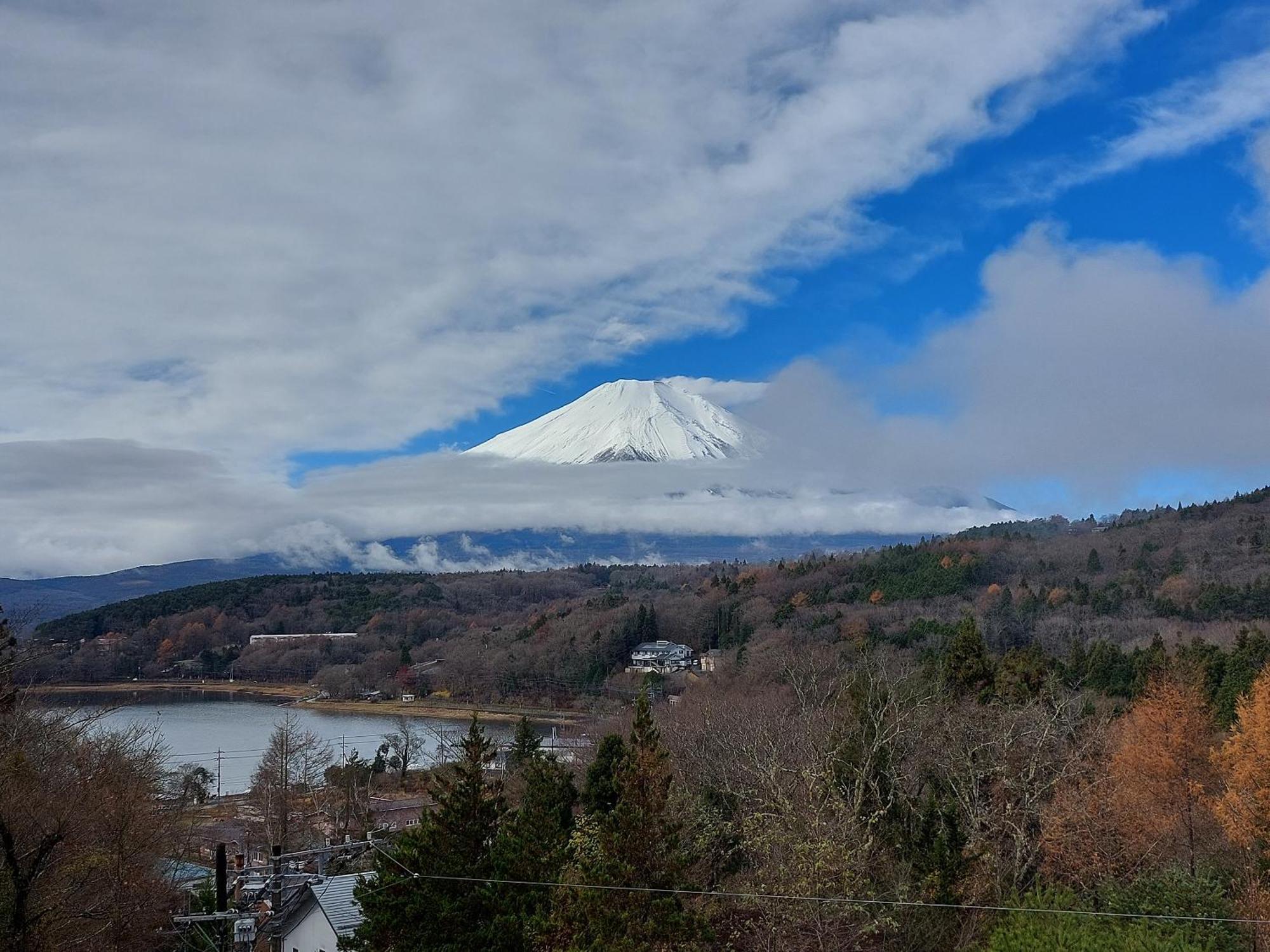 ホテル 鹿鳴館hills 山中湖村 エクステリア 写真